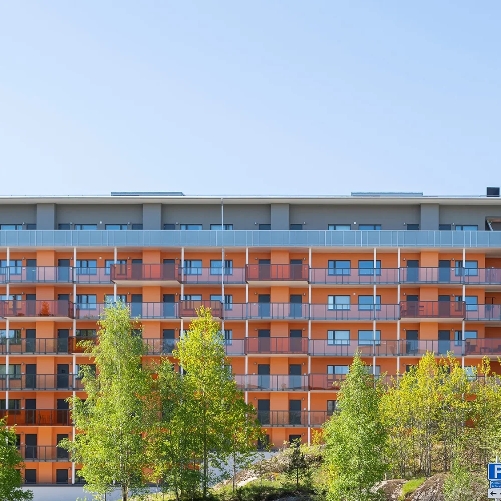 nobelus-med-skylt-besk-komp